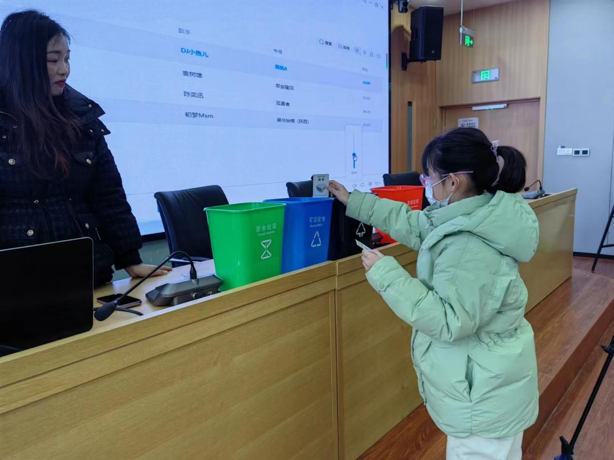 1677142114149339.png 華展貓先生,校園垃圾分類活動,智能垃圾分類