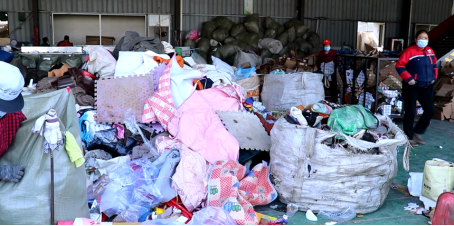 貓先生智能廢品回收箱，再生資源收集柜，小區(qū)垃圾回收站生產(chǎn)廠家